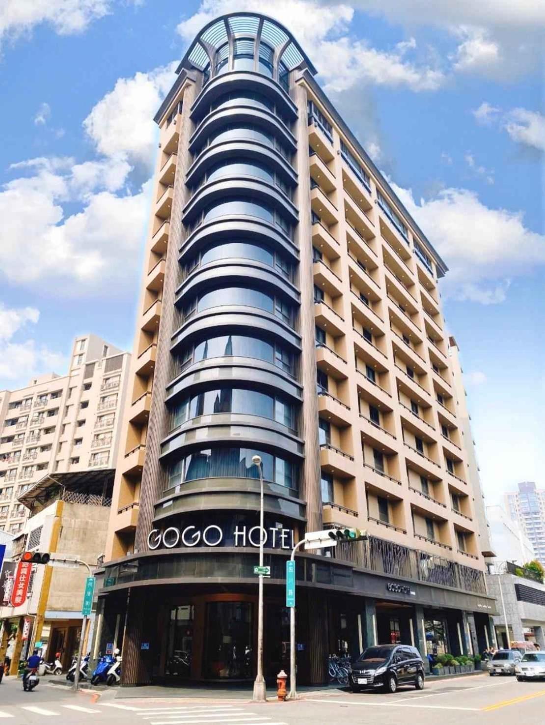 Gogo Hotel Тайчжун Экстерьер фото