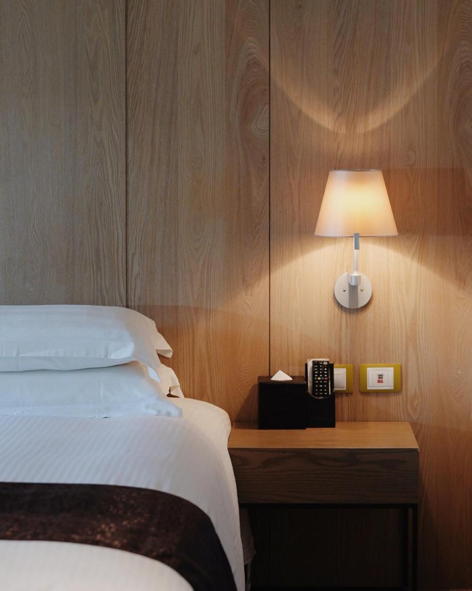 Gogo Hotel Тайчжун Экстерьер фото